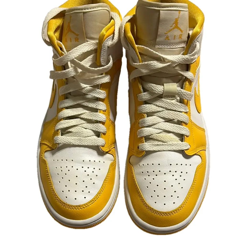 Air Jordan Yellow and White High-Top Sneakers size 8 GUC.
